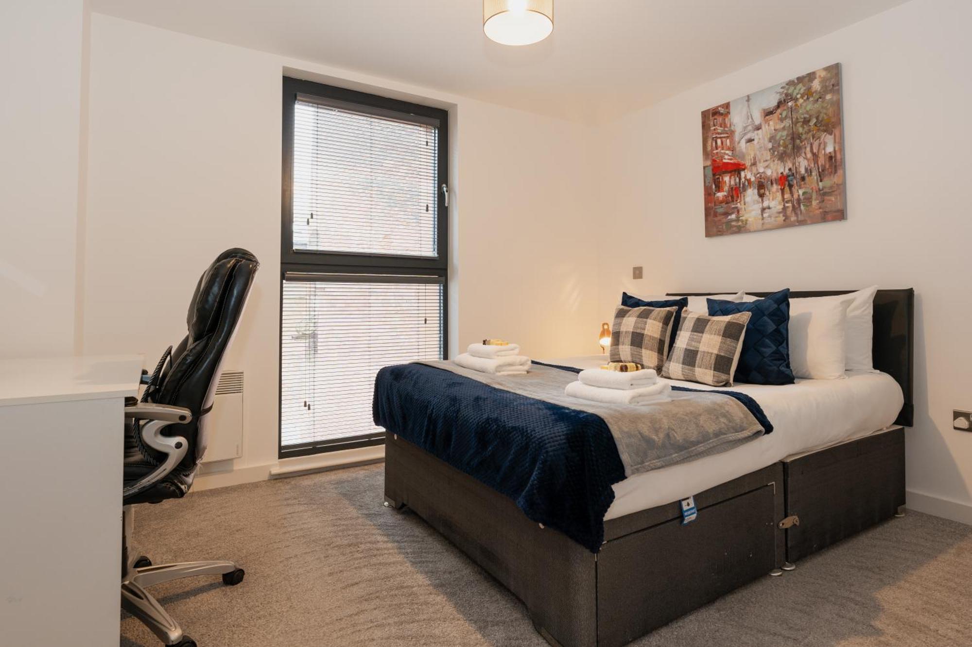 Smart & Modern Chester City-Centre Flat - Sleeps 2アパートメント エクステリア 写真